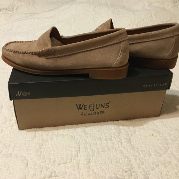 Bass Ladies Whitney Weejun II Penny Suede loafers in Earth color - Size 8M - New - Picture 8 of 10